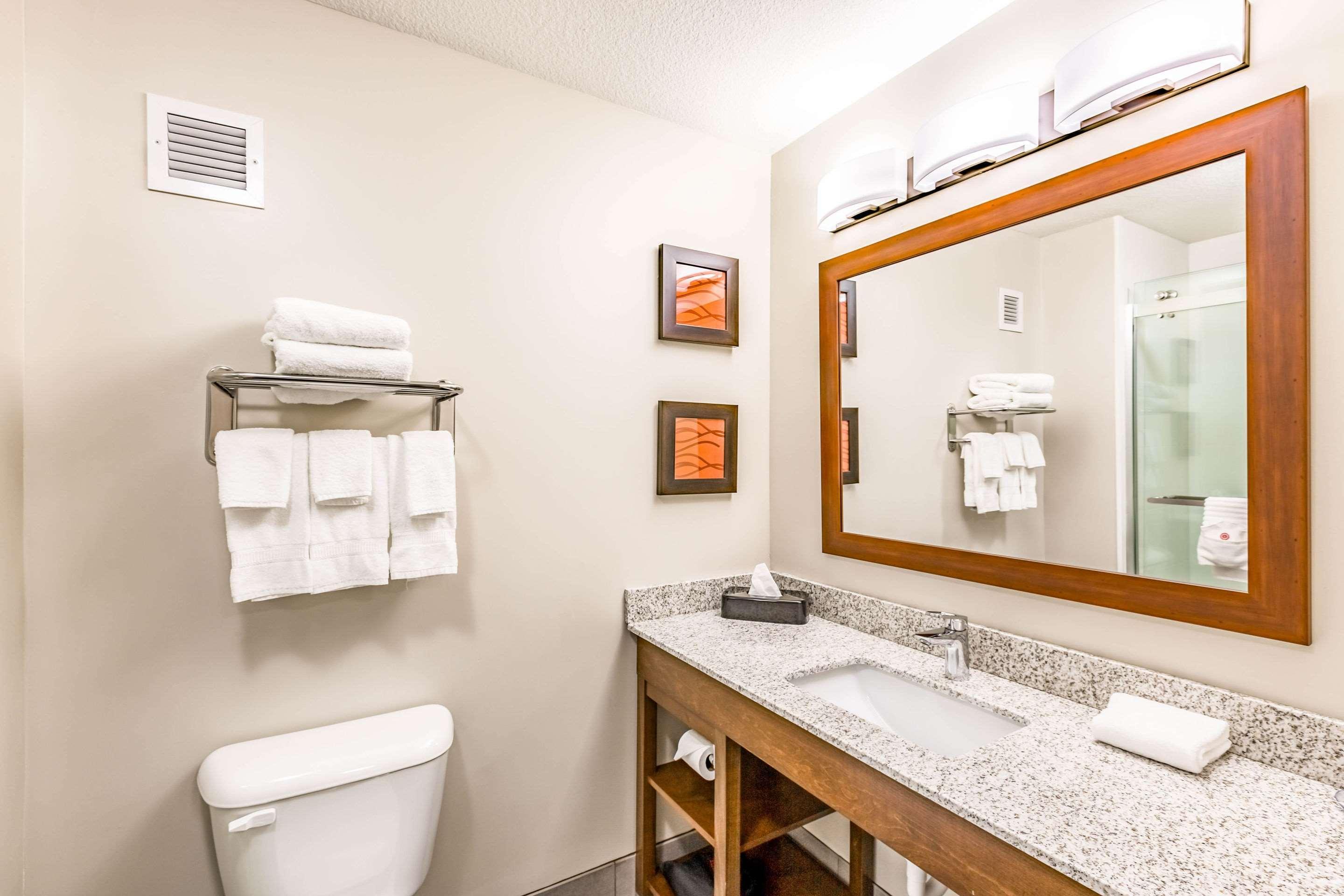Comfort Inn Altoona-Des Moines Eksteriør billede